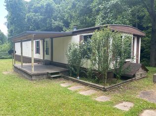 921 Sugar Camp Rd, Gassaway, WV 26624
