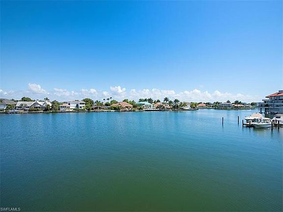 2nd image of 4500 Gulf Shore Blvd N