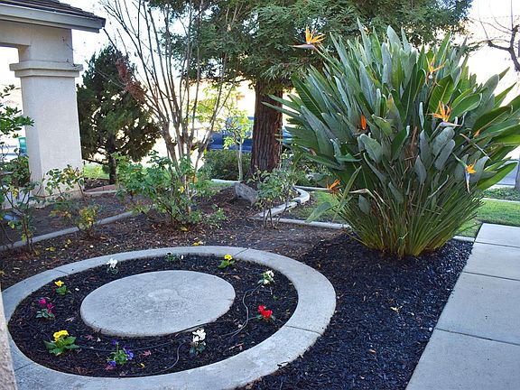 3rd image of 10616 Willow Glen Cir