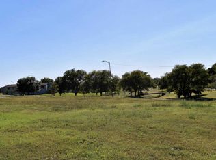 365 E Cherry St, Colby, KS 67701