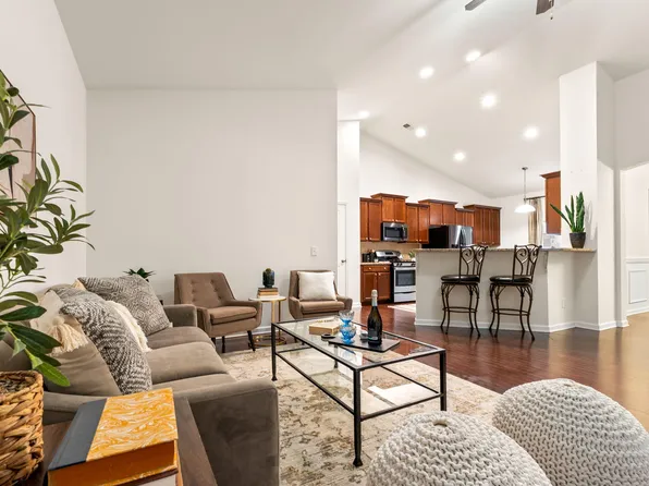 1036 Bald Cypress Dr, Moncks Corner, SC 29461