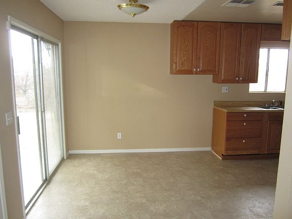 4th image of 17837 Joshua Grove Ave