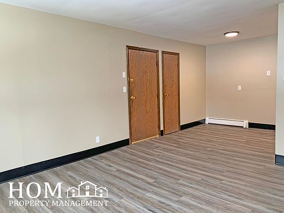 4th image of 311 E Watonwan St #7