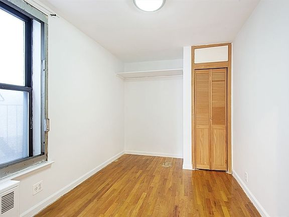3rd image of 213 Eastern Pkwy APT 9