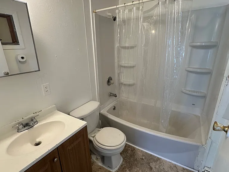 8 Allen St #1 — Photo 5