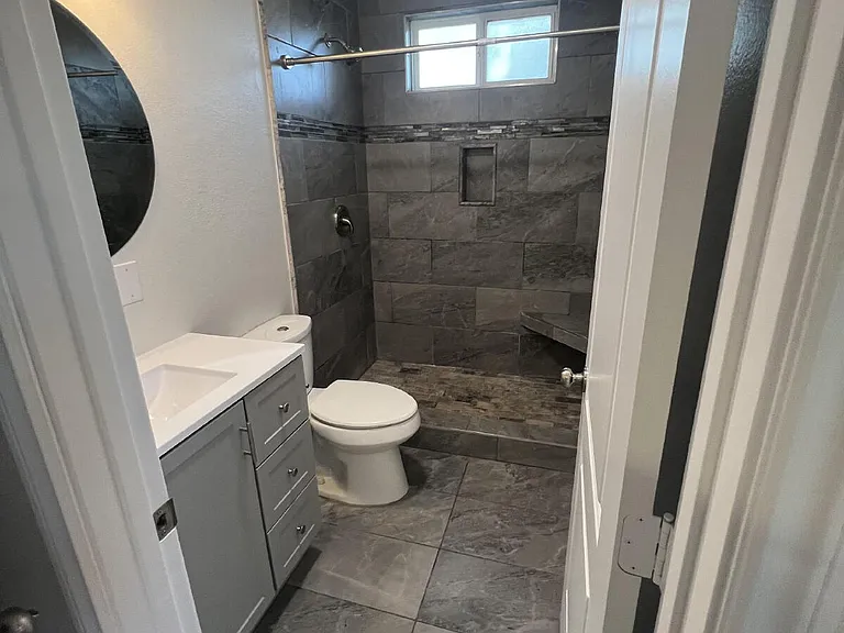 404 Highland Dr — Photo 14