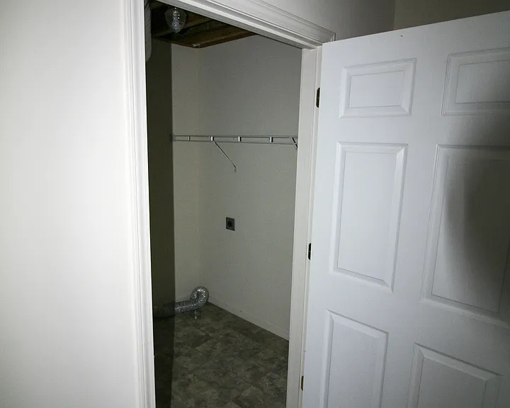 1500 N Willow Ave — Photo 6