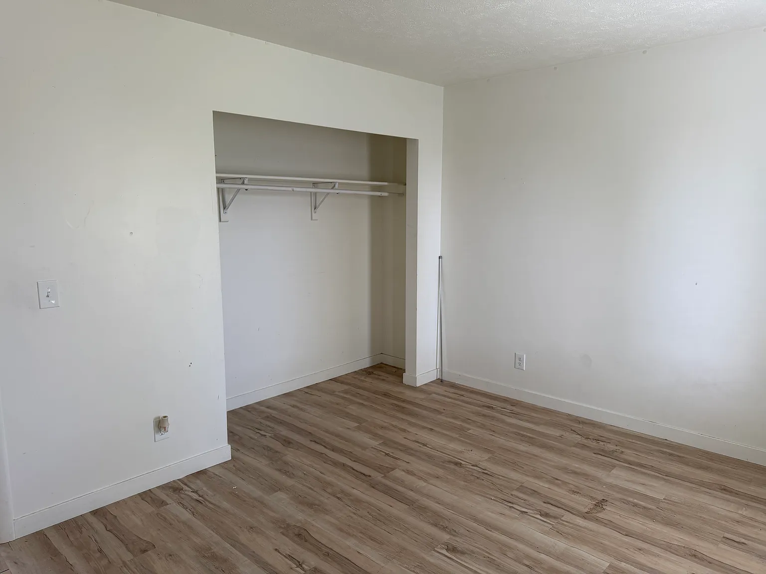 5567 W Joshua Cir — Photo 3