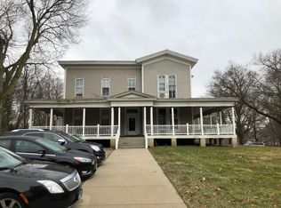 102 E Holland St APT 8, Washington, IL 61571