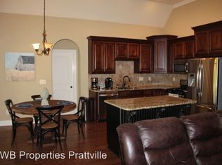 612 Ashton Oak Dr, Plantersville, AL 36066