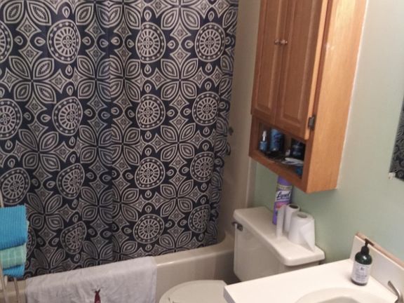 3rd image of 147 Pickwick Pl