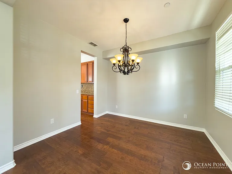 8174 Quartz St — Photo 5