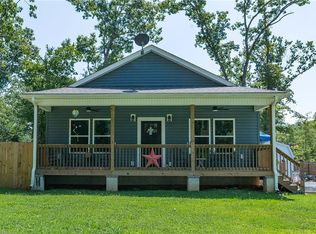 196 8th Ave, New London, NC 28127