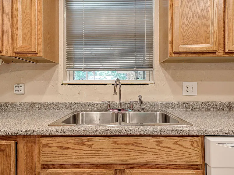6004 NW 27th St — Photo 13