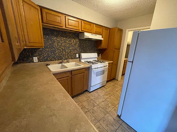 2nd image of 3411 Woodthrush Ln