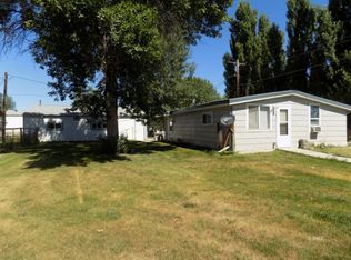333 Prospect St, Forsyth, MT 59327