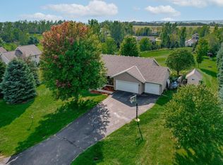 872 162nd St, Hammond, WI 54015