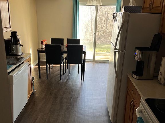4th image of 22256 River Walk Rd #44