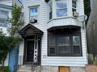 595 3rd St, Albany, NY 12206