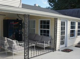 712 Shore Dr, Colonial Beach, VA 22443