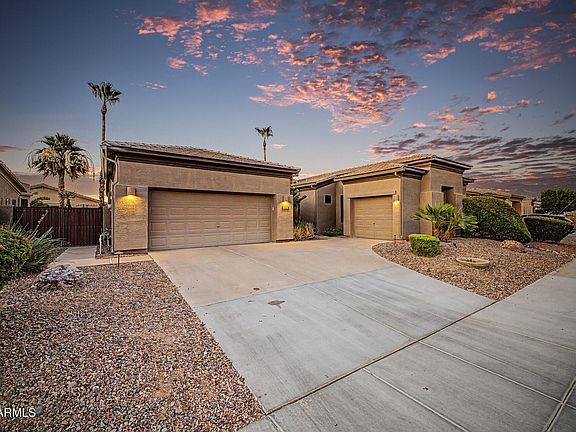 2nd image of 362 W CAROB Drive