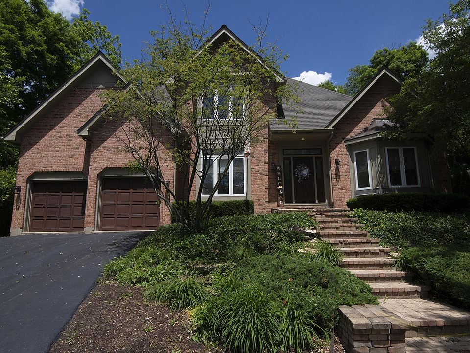 1st image of 102 Creekside Ct