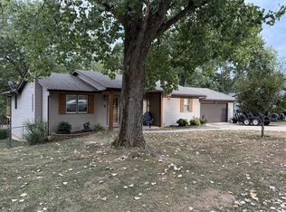 2204 Lynn Dr, West Plains, MO 65775