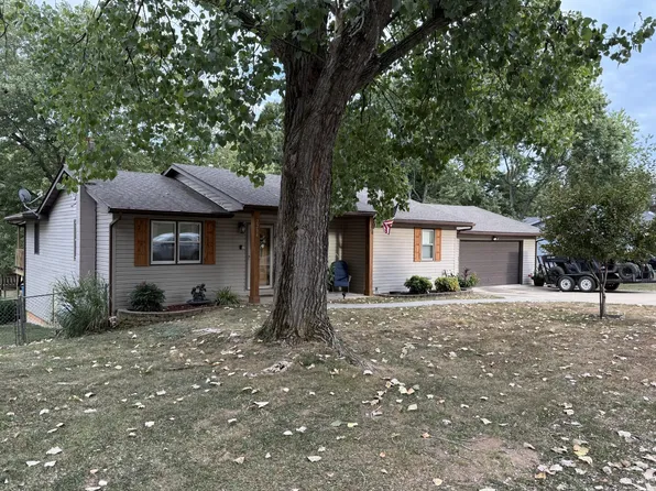 2204 Lynn Drive, West Plains, MO 65775