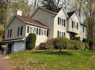 6 Taylor St, Hillsdale, NJ 07642