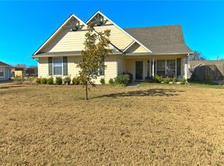 106 Milton St W, Nevada, TX 75173