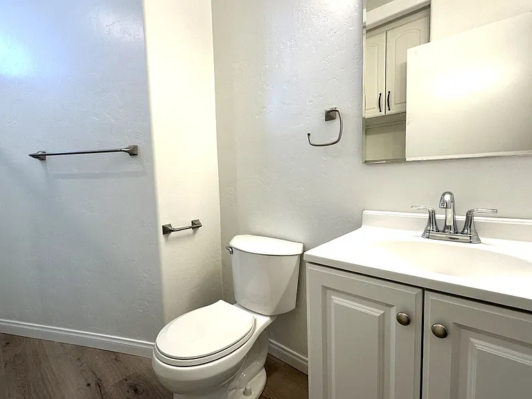 4460 Mississippi St #10 — Photo 6