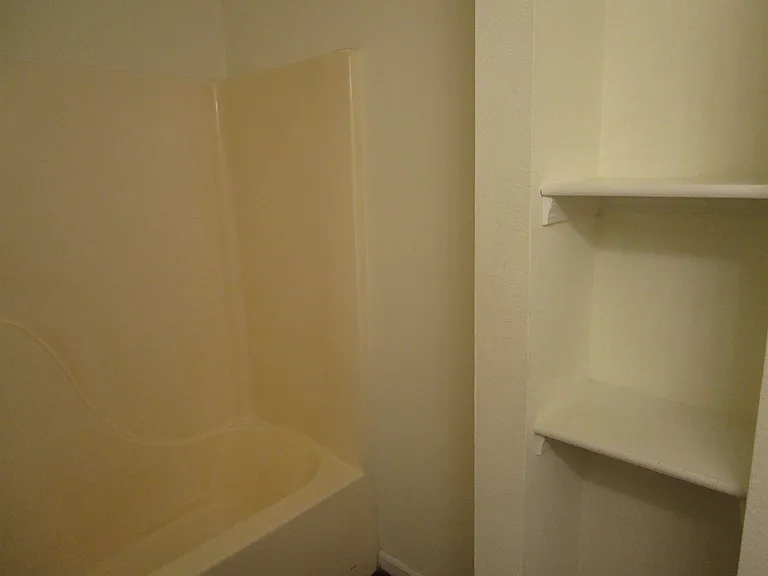 2404-2406 Calder Ct. — Photo 22