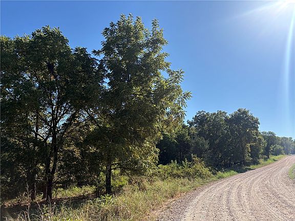 3rd image of Shipe Rd
