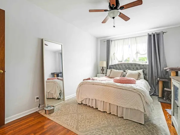 32-80 34th Street image 6 of 9