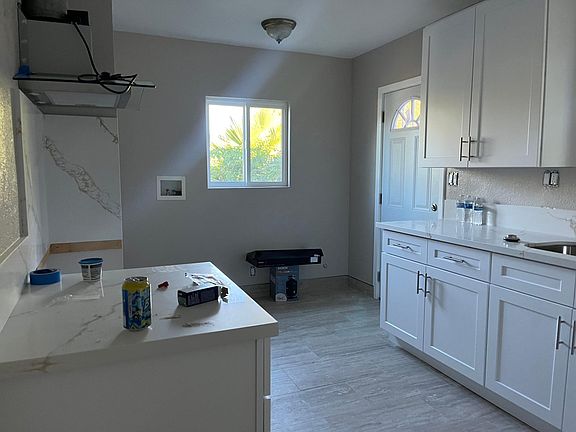 5th image of 6157 Auckland Ave