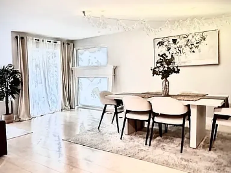 244 N Almont Dr #4B — Photo 15