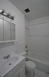 Rented by CITY SKYLINE REALTY INC