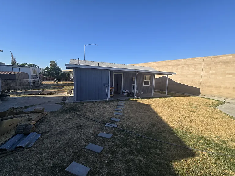 6216 Dennen St — Photo 2