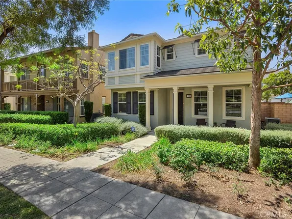 713 E Bougainvillea St, Azusa, CA 91702