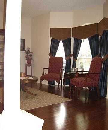 3rd image of 8318 Bristol Ct