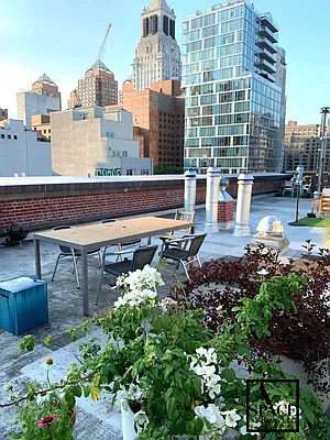 Rented by A Space Realty NY LLC | media 6