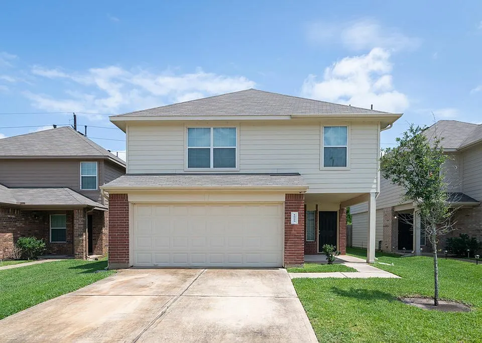 12223 Gemma Ln