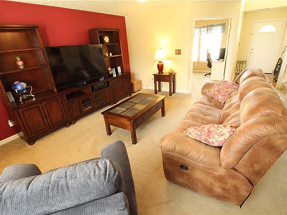 4th image of 7409 Copperwood Dr