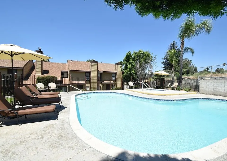511 Tangerine Cove Dr