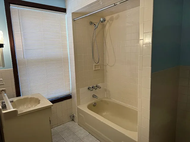 115 Bloomfield St #3 — Photo 9