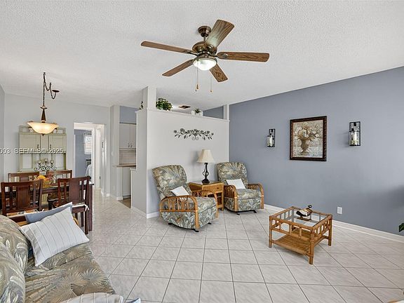 5th image of 800 SW 10th Ter APT 11T