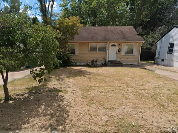 254 Estridge Rd, Saint Louis, MO 63137