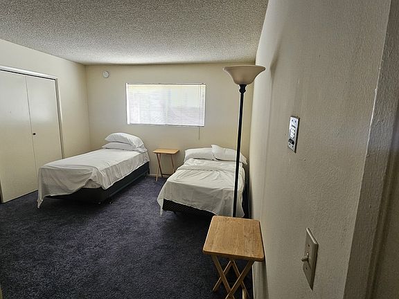 5th image of 1941 Beloit Ave APT 8