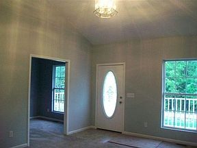 2nd image of 125 Shanel Dr