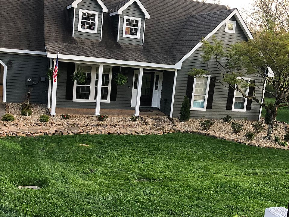 2nd image of 3617 Cherokee Dr